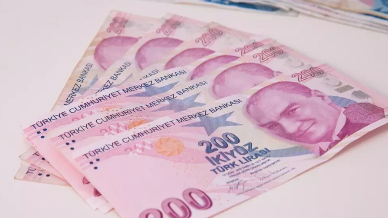 Bankalar Yarışa Girdi, Emekli Promosyonu Zirve Yaptı: 32 Bin TL