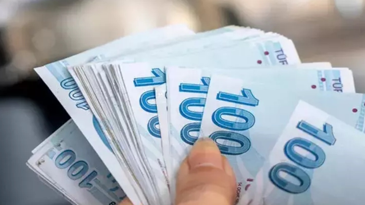 Emekli Maaşı Tahmini Değişti: “Yıl Sonunda O Rakamı Göremeyeceğiz”