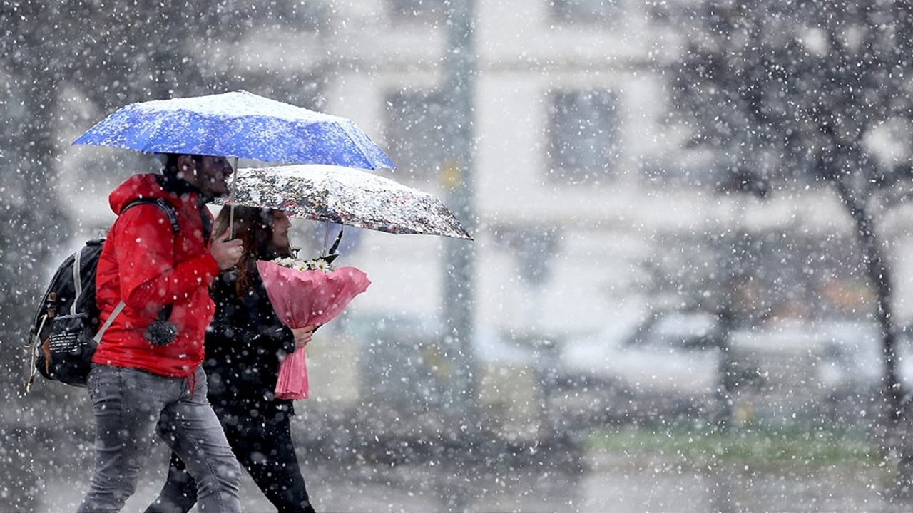 Hem kar hem şiddetli yağış geliyor! Meteoroloji uzmanı Orhan Şen il il saydı