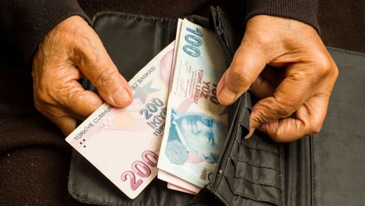 Emeklilikte Büyük Hata! “2520 Gün Kuralını” Bilmeyenler Yıllarca Bekliyor